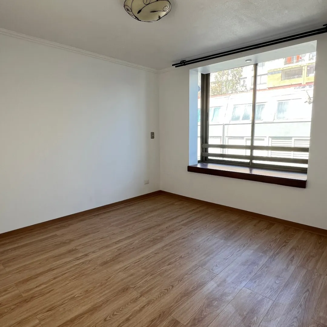 Manuel Montt, pintura y piso, después