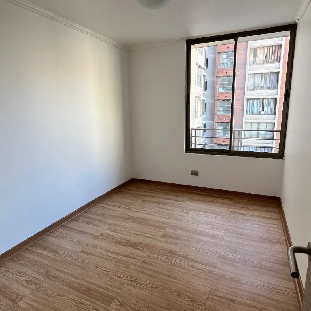Manuel Montt, pintura y piso, después