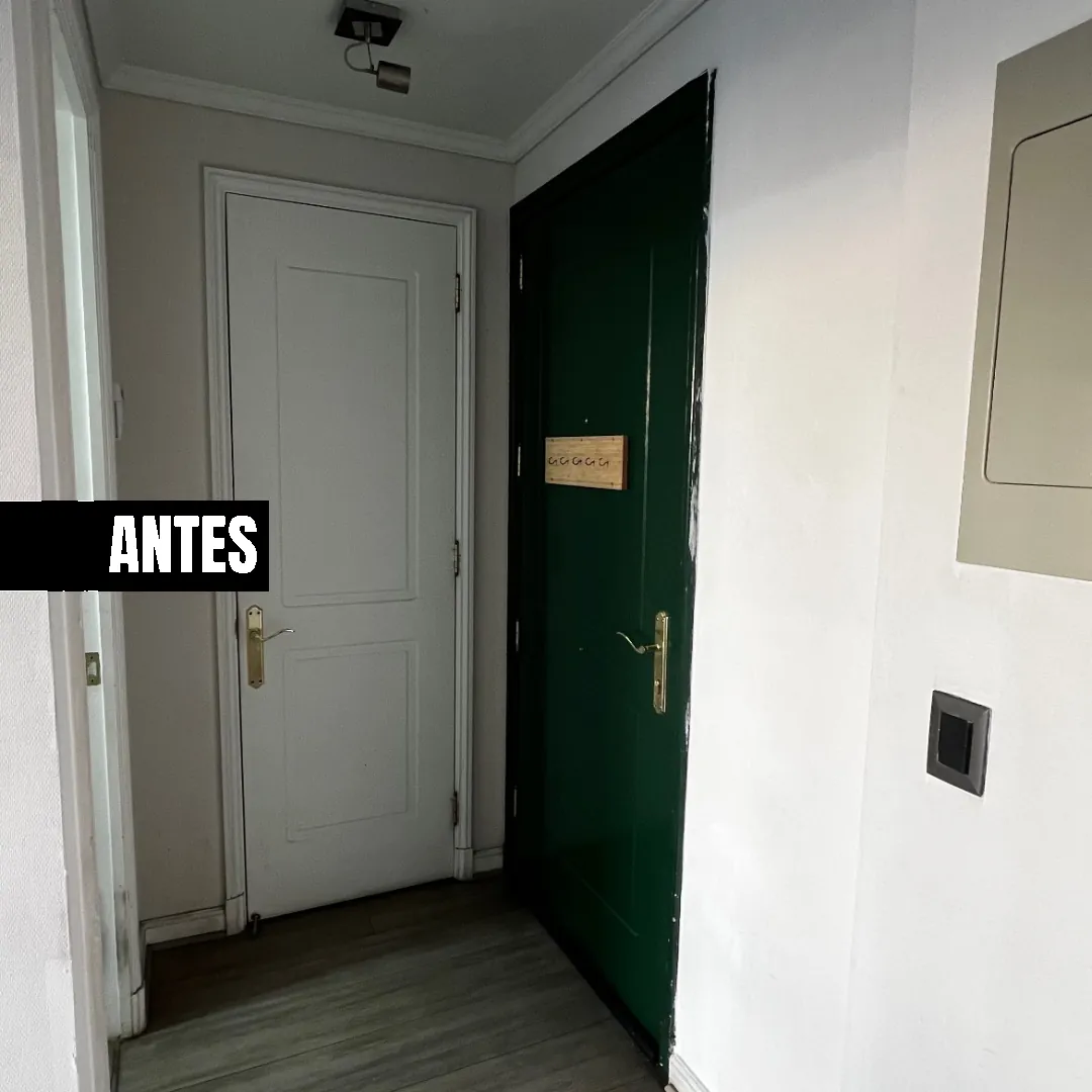 Varas Mena, pintura y piso, antes