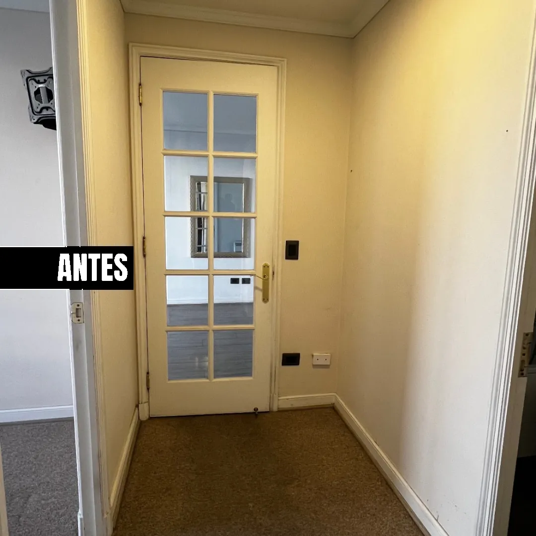 Varas Mena, pintura y piso, antes